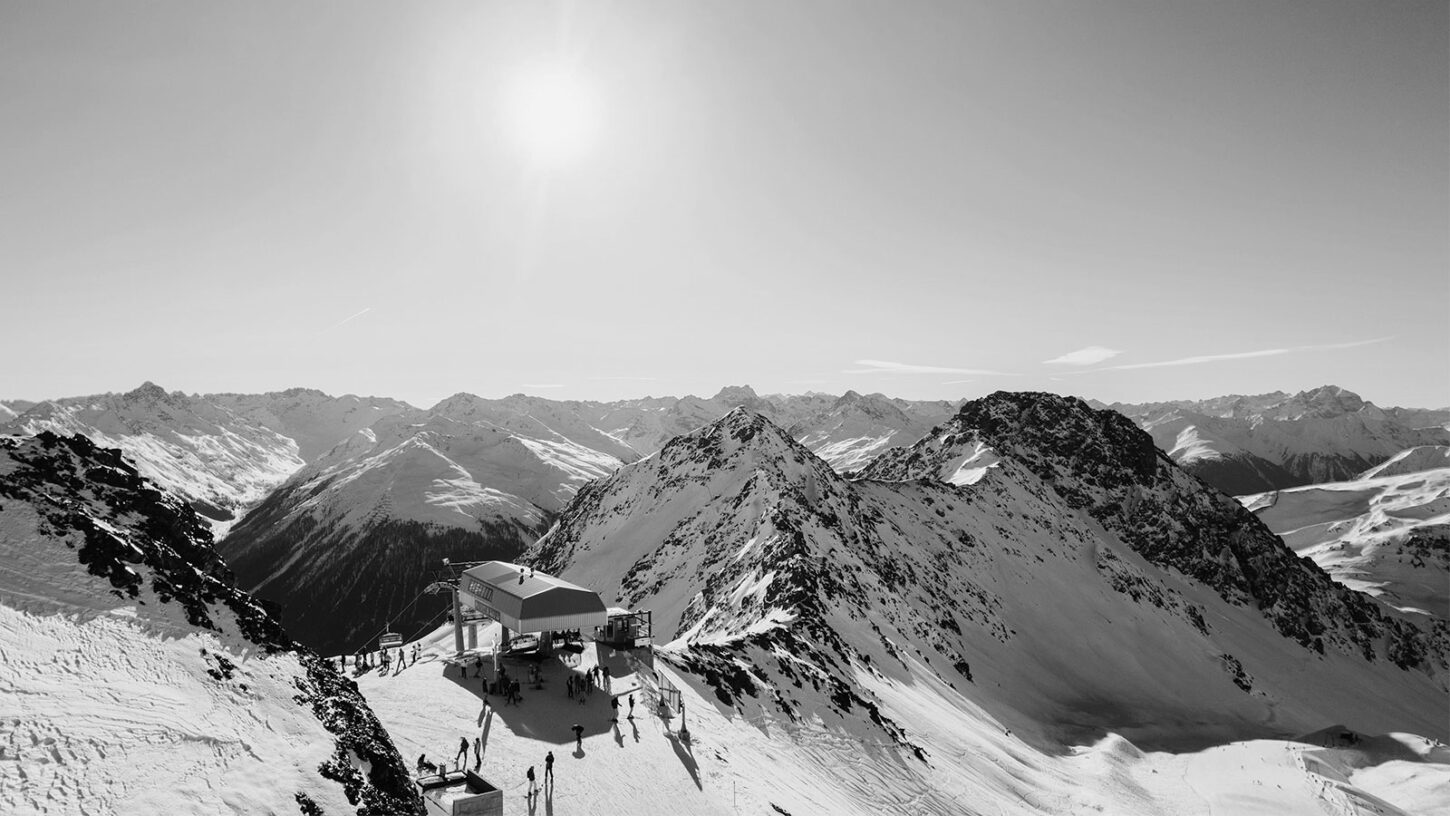 Skigebiet in den Alpen, Moodbild Mantis Ropeway Technology